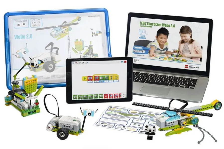 WeDo 2.0 教具與平板程式畫面