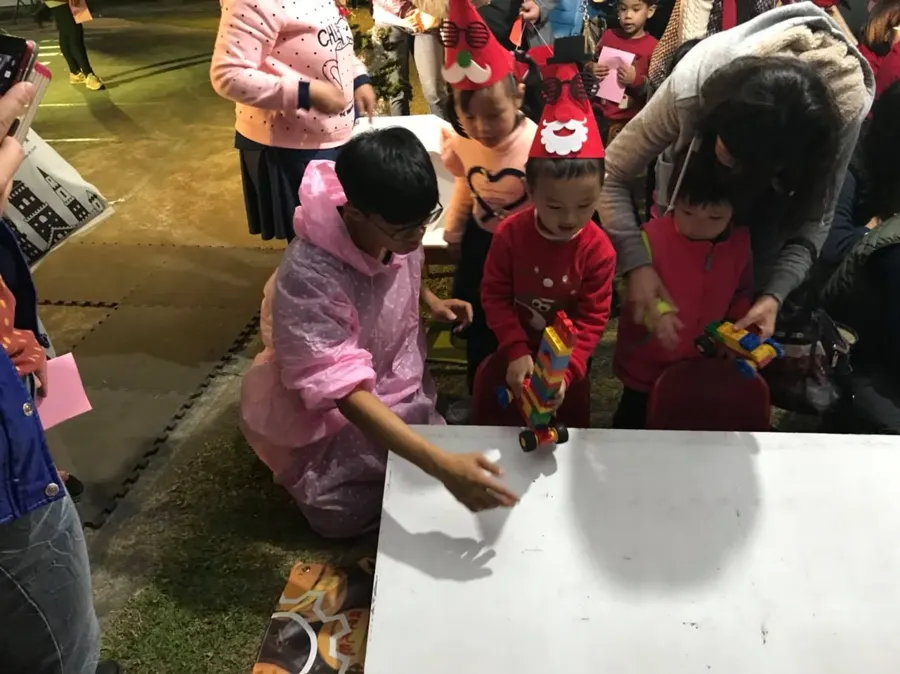FTC 11047 到幼兒園推廣：組滑板車、開 F1